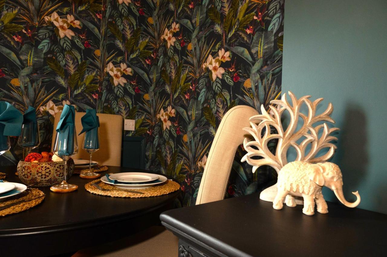 Apartment Elysium Holiday Lets - Elysium Suite, Stunning By The Beach *
